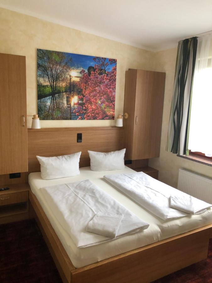 Gasthof Zum Slawen Vetschau Bagian luar foto