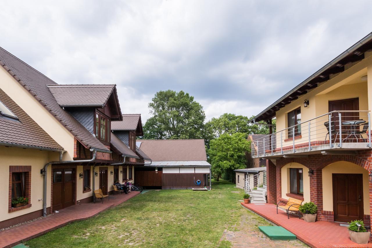 Gasthof Zum Slawen Vetschau Bagian luar foto