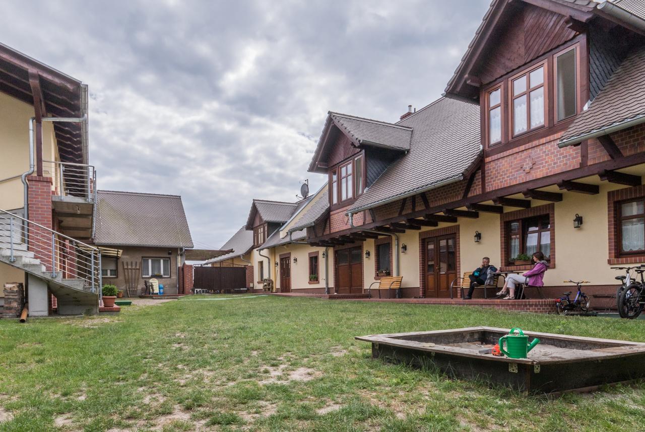 Gasthof Zum Slawen Vetschau Bagian luar foto